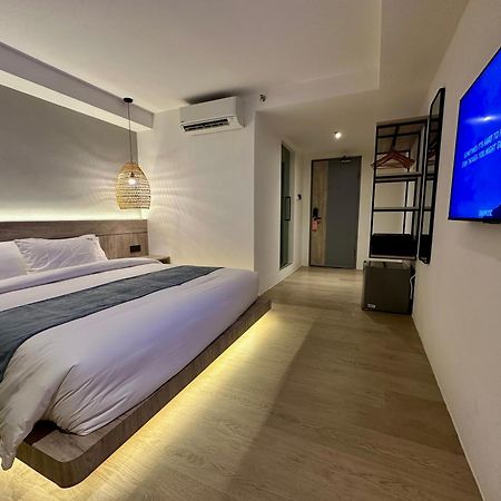 קוצ'ינג Theatre Hotel מראה חיצוני תמונה