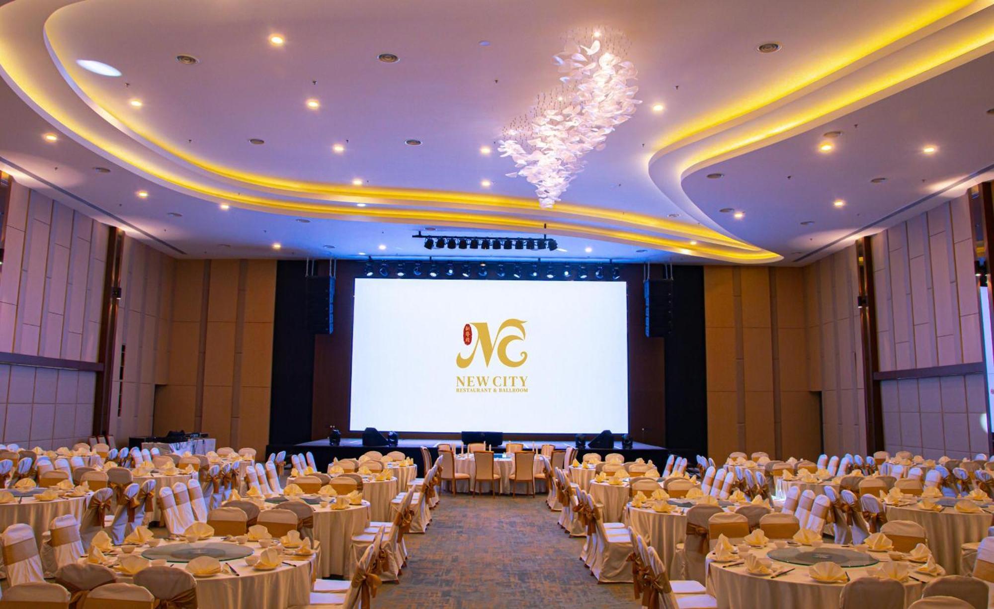 קוצ'ינג Theatre Hotel מראה חיצוני תמונה